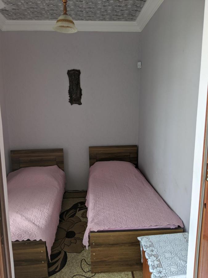 Mano'S Guest House Kobuleti Ngoại thất bức ảnh