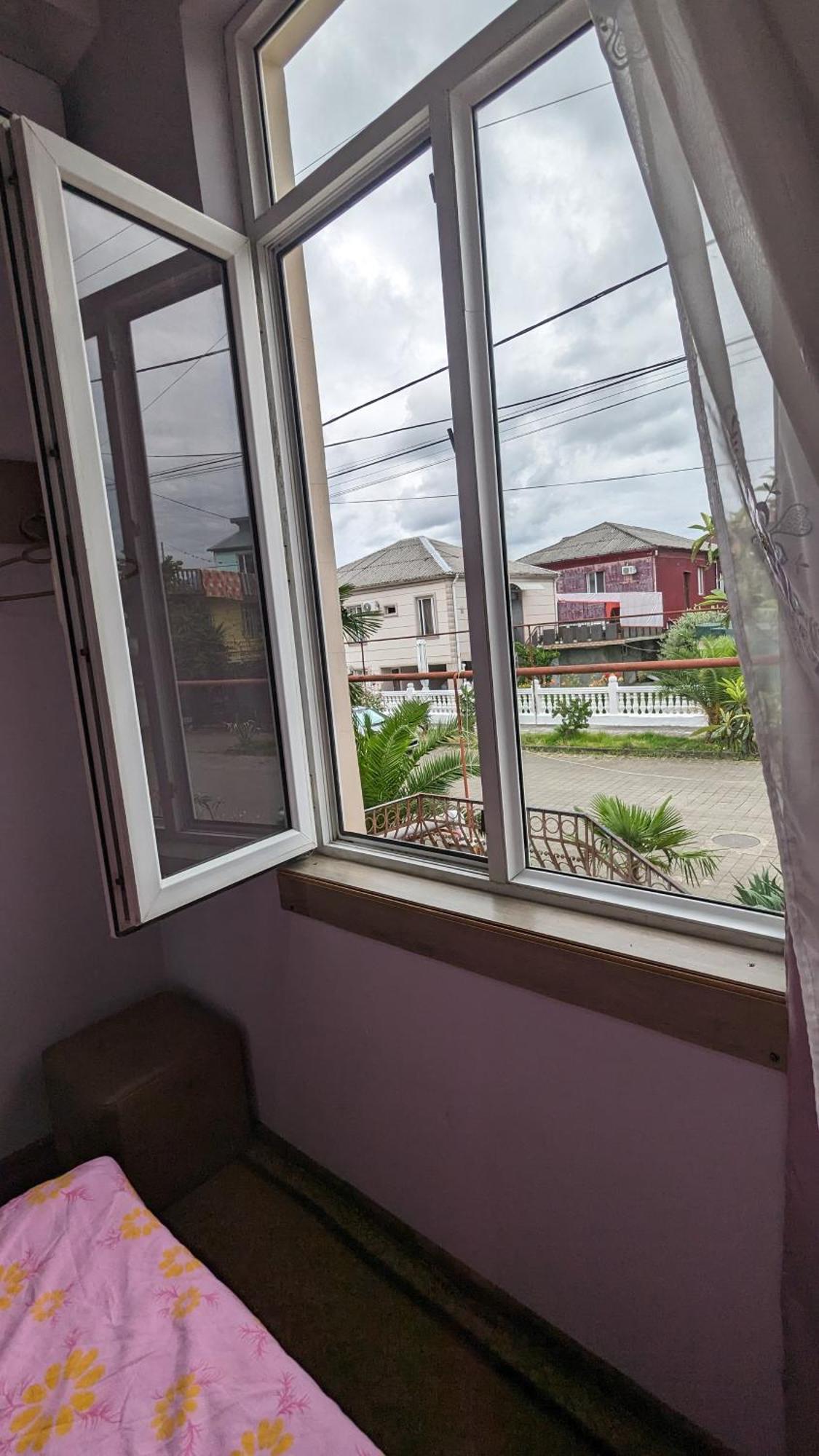 Mano'S Guest House Kobuleti Phòng bức ảnh
